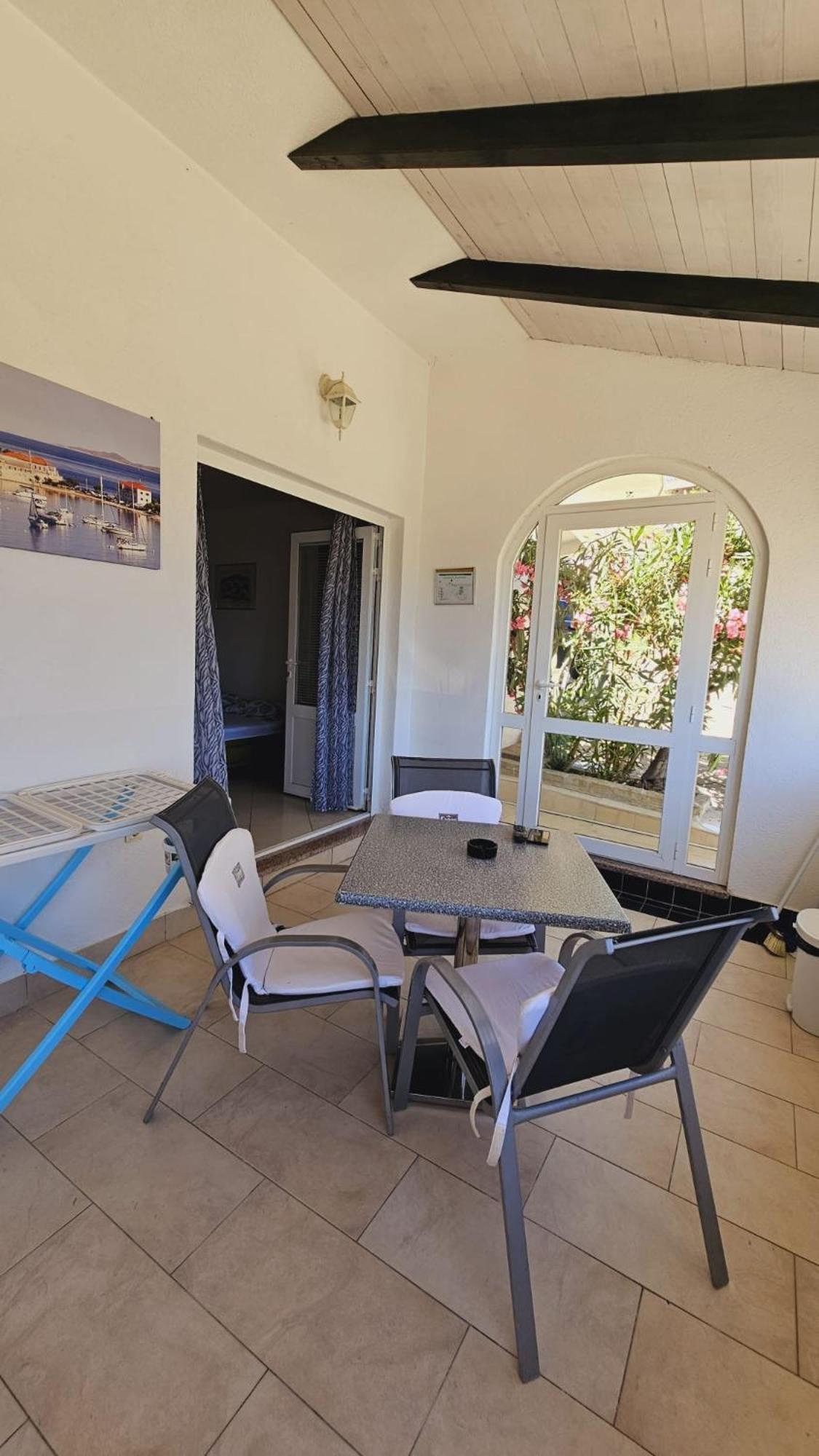 Apartment House Berry Primošten Extérieur photo