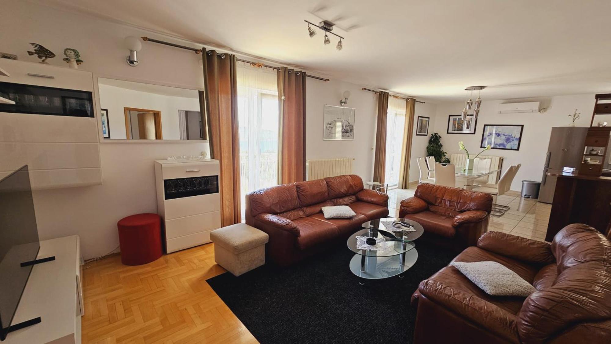 Apartment House Berry Primošten Extérieur photo